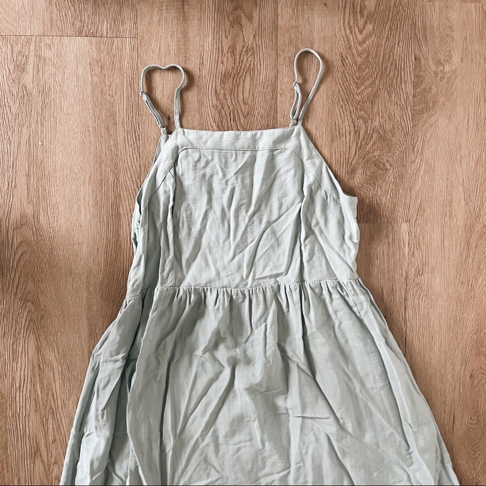 Doe & Rae Button Back Midi Dress - Picture 2 of 5